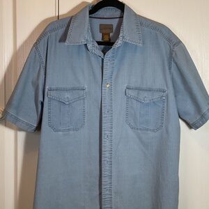 St. John's Bay Men’s Light Blue Casual Button Down Shirt